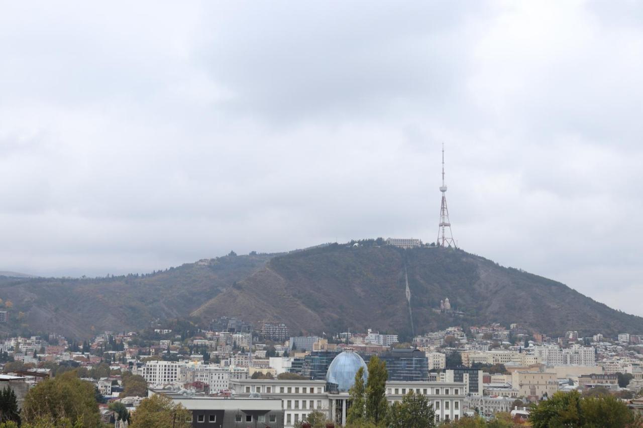 Gallery Inn Tbilisi Exterior photo